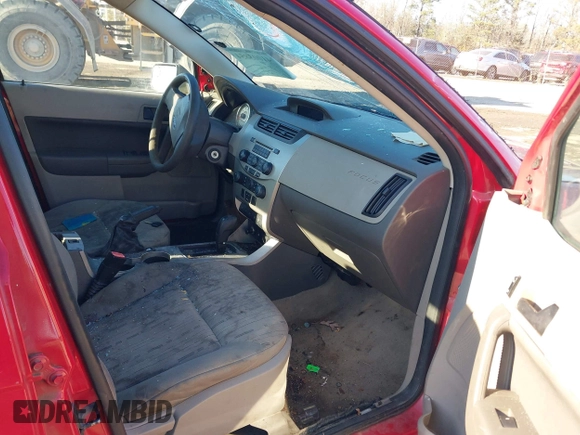 2008 Ford Focus SE with VIN 1FAHP35N18W272267, listed as a IAAI auction lot 41003854 with 239,062 mi miles. Bid and sale history available at carsss.com. Image 5.