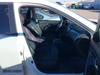 2015 Nissan Rogue SL with VIN 5N1AT2MV5FC853557, listed as a IAAI auction lot 41414010 with 175,087 mi miles. Bid and sale history available at carsss.com. Image 5.
