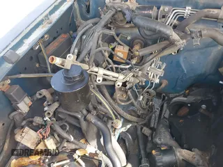 1994 Nissan Frontier z VIN 1N6SD11S4RC322264, wystawiony jako IAAI lot #41325955 z przebiegiem 153 524 mil mil oraz . Historia ofert i sprzedaży dostępna na DreamBid. Obrazek 12.