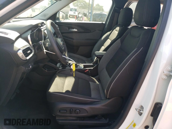 2021 Chevrolet TrailBlazer LT with VIN KL79MPSL5MB111419, listed as a Copart auction lot 70817134 with 57,069 mi miles and Salvage Title. Bid and sale history available at DreamBid. Image 7.