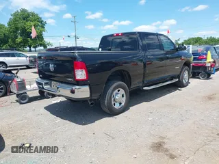 2019 Ram 2500 Tradesman with VIN 3C6UR5CL7KG552062, listed as a IAAI auction lot 42253889 with 56,067 mi miles and . Bid and sale history available at DreamBid. Image 4.