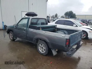 1993 Toyota 2WD Pickups with VIN 4TARN81A0PZ140646, listed as a Copart auction lot 87430144 with 232,519 mi miles and Salvage Title. Bid and sale history available at carsss.com. Image 2.
