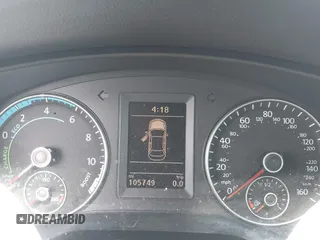 2013 Volkswagen Jetta Hybrid SEL with VIN 3VW637AJ2DM233265, listed as a IAAI auction lot 42746158 with 105,779 mi miles and . Bid and sale history available at DreamBid. Image 7.