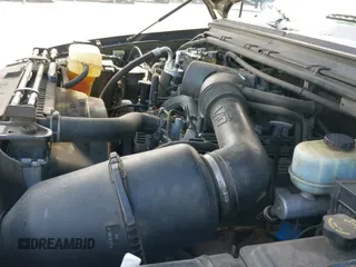 2000 Ford F-250 XL z VIN 1FTNX21S0YEC02865, wystawiony jako IAAI lot #41667142 z przebiegiem 127 270 mil mil oraz . Historia ofert i sprzedaży dostępna na DreamBid. Obrazek 12.