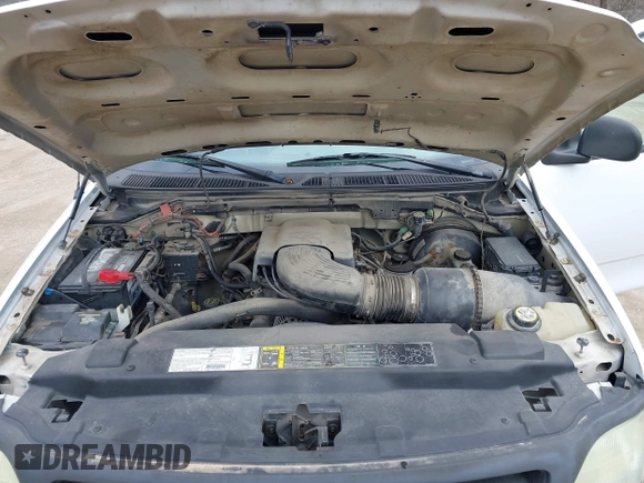 2003 Ford F-150 XL with VIN 2FTRX18W03CB12800, listed as a IAAI auction lot 41897027 with 1 mi miles. Bid and sale history available at carsss.com. Image 10.