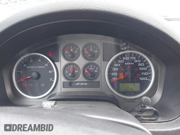 2004 Ford F-150 XLT with VIN 1FTPW14544KC27775, listed as a IAAI auction lot 41935541 with 2,690,365 mi miles. Bid and sale history available at carsss.com. Image 7.