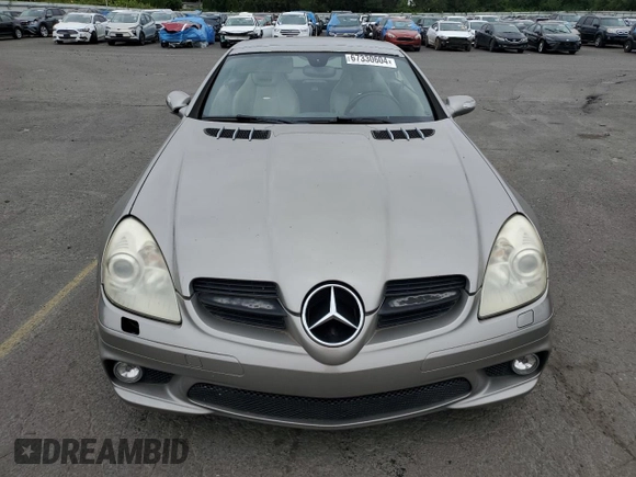 2006 Mercedes-Benz SLK-Class 5.5L AMG with VIN WDBWK73F86F101112, listed as a Copart auction lot 67330604 with 78,640 mi miles and Salvage Title. Bid and sale history available at carsss.com. Image 5.