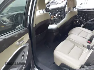 2017 Hyundai Santa Fe 2.4L z VIN 5XYZU3LB2HG434503, wystawiony jako IAAI lot #42197574 z przebiegiem 99 167 mil mil oraz . Historia ofert i sprzedaży dostępna na DreamBid. Obrazek 8.