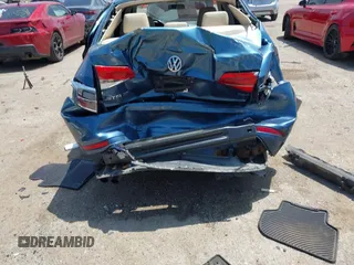 2015 Volkswagen Jetta SE with VIN 3VWD17AJ3FM260636, listed as a IAAI auction lot 42423975 with 129,377 mi miles and . Bid and sale history available at DreamBid. Image 16.