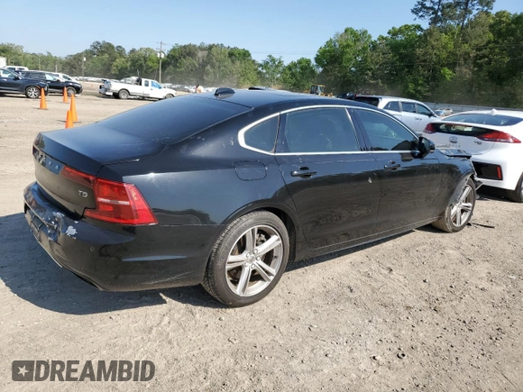 2019 Volvo S90 Momentum with VIN LVY102AK1KP089404, listed as a Copart auction lot 52358915 with 97,691 mi miles and Salvage Title. Bid and sale history available at carsss.com. Image 3.