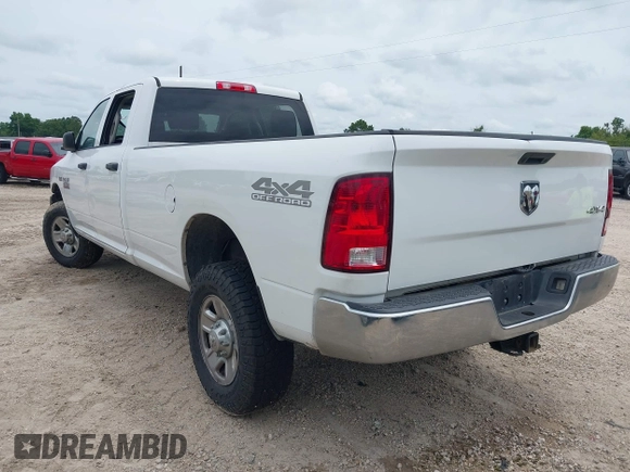 2018 Ram 2500 Tradesman with VIN 3C6UR5HJ1JG403796, listed as a IAAI auction lot 42172033 with 163,752 mi miles and . Bid and sale history available at DreamBid. Image 3.