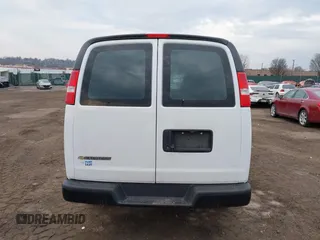 2021 Chevrolet Express Cargo с VIN 1GCWGAFP5M1223697, выставлен на аукционе IAAI как лот 41696556 с пробегом 69 930 миль миль и . История ставок и продаж доступна на DreamBid. Изображение 16.