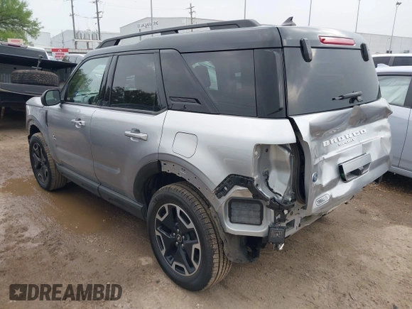 2021 Ford Bronco Sport Outer Banks z VIN 3FMCR9C67MRA94581, wystawiony jako IAAI lot #41905973 z przebiegiem 35 021 mil mil oraz . Historia ofert i sprzedaży dostępna na DreamBid. Obrazek 3.