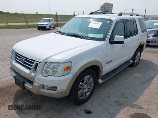 2006 Ford Explorer Eddie Bauer with VIN 1FMEU74E16UB33744, listed as a IAAI auction lot 42387031 with 186,674 mi miles and . Bid and sale history available at DreamBid. Image 2.