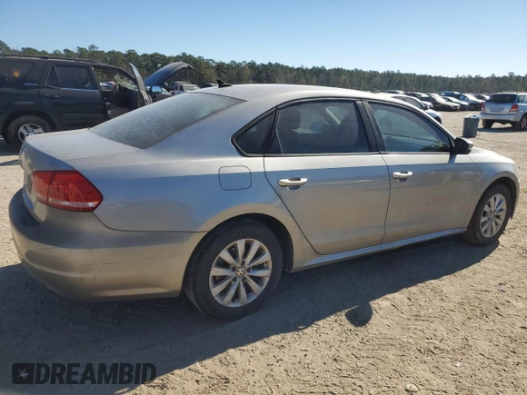 2014 Volkswagen Passat Wolfsburg Edition with VIN 1VWAS7A30EC074232, listed as a Copart auction lot 86975554 with 197,060 mi miles and Salvage title. Bid and sale history available at DreamBid. Image 3.