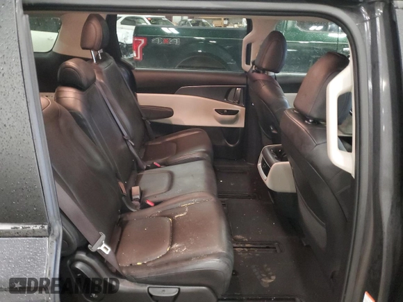 2023 Kia Carnival LX with VIN KNDNB4H34P6261760, listed as a Copart auction lot 86869324 with 47,922 mi miles and Non Repairable. Bid and sale history available at DreamBid. Image 11.