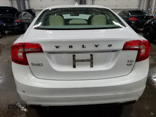 2015 Volvo S60 T5 Premier with VIN YV1612TB8F2311117, listed as a Copart auction lot 43157495 with 139,312 mi miles and Salvage Title. Bid and sale history available at carsss.com. Image 6.