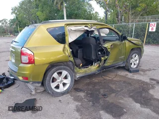 2012 Jeep Compass Sport with VIN 1C4NJCBA9CD633975, listed as a IAAI auction lot 42083500 with 190,412 mi miles and . Bid and sale history available at carsss.com. Image 4.