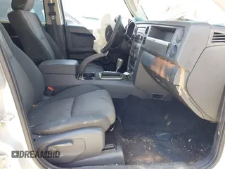 2008 Jeep Commander Sport with VIN 1J8HG48K08C187691, listed as a IAAI auction lot 41898517 with 229,217 mi miles. Bid and sale history available at carsss.com. Image 5.