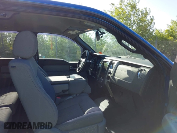 2013 Ford F-150 XL z VIN 1FTFX1EF1DFD25414, wystawiony jako IAAI lot #42570424 z przebiegiem 104 838 mil mil oraz . Historia ofert i sprzedaży dostępna na DreamBid. Obrazek 5.