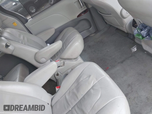 2011 Toyota Sienna XLE AAS with VIN 5TDYK3DCXBS133044, listed as a IAAI auction lot 42722691 with 179,497 mi miles and . Bid and sale history available at DreamBid. Image 8.
