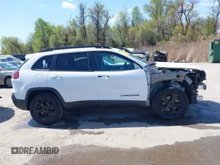 2020 Jeep Cherokee Altitude with VIN 1C4PJMLN7LD554191, listed as a IAAI auction lot 41975413 with 55,923 mi miles. Bid and sale history available at carsss.com. Image 14.