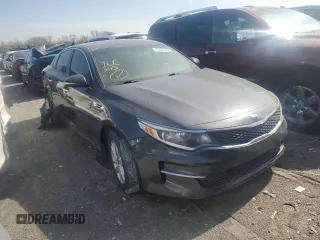2017 Kia Optima LX z VIN KNAGT4L31H5157034, wystawiony jako Copart lot #45582345 z przebiegiem 239 655 mil mil oraz Szkoda całkowita • Salvage title. Historia ofert i sprzedaży dostępna na DreamBid. Obrazek 4.