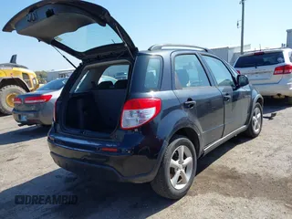 2008 Suzuki SX4 Regional Edition Touring with VIN JS2YA413985101364, listed as a IAAI auction lot 41966448 with 92,764 mi miles. Bid and sale history available at carsss.com. Image 4.