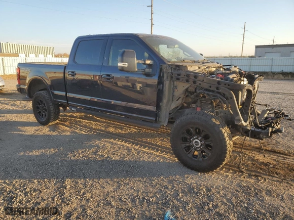 2022 Ford Super Duty F-350 SRW XL with VIN 1FT8W3BN1NEE64775, listed as a Copart auction lot 75911384 with NaN miles and Salvage Title. Bid and sale history available at carsss.com. Image 4.