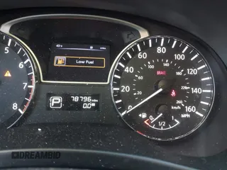 2015 Nissan Pathfinder SV z VIN 5N1AR2MN6FC678167, wystawiony jako IAAI lot #41296424 z przebiegiem 78 796 mil mil oraz . Historia ofert i sprzedaży dostępna na DreamBid. Obrazek 7.