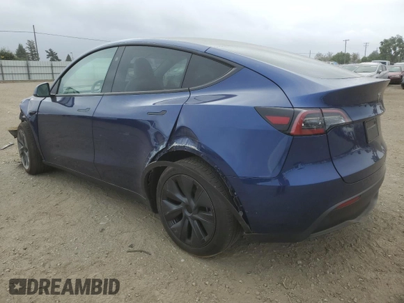 2024 Tesla Model Y with VIN 7SAYGDED3RF118546, listed as a Copart auction lot 56573375 with 4,760 mi miles and Salvage title. Bid and sale history available at DreamBid. Image 2.