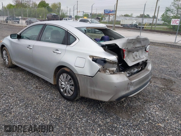 2016 Nissan Altima SL with VIN 1N4AL3AP2GC136668, listed as a IAAI auction lot 42074643 with 117,198 mi miles and . Bid and sale history available at carsss.com. Image 3.