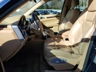 2012 Porsche Cayenne with VIN WP1AA2A20CLA02006, listed as a Copart auction lot 49129885 with 143,605 mi miles and Salvage title. Bid and sale history available at DreamBid. Image 7.