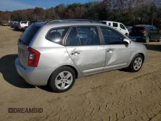 2009 Kia Rondo LX Base with VIN KNAFG528497264717, listed as a Copart auction lot 78735554 with 108,924 mi miles and Clean Title. Bid and sale history available at carsss.com. Image 3.