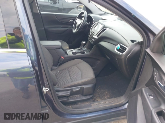 2018 Chevrolet Equinox LT with VIN 3GNAXSEV3JL393567, listed as a IAAI auction lot 40687133 with 60,658 mi miles. Bid and sale history available at carsss.com. Image 5.