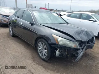 2012 Honda Accord EX z VIN 1HGCP3F70CA003446, wystawiony jako IAAI lot #42041395 z przebiegiem 195 895 mil mil oraz . Historia ofert i sprzedaży dostępna na DreamBid. Obrazek 1.
