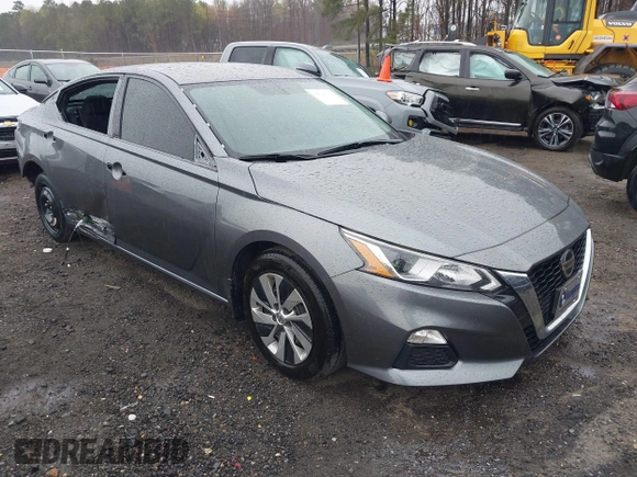 2019 Nissan Altima S with VIN 1N4BL4BV8KC139896, listed as a IAAI auction lot 41845640 with 80,719 mi miles and . Bid and sale history available at carsss.com. Image 1.