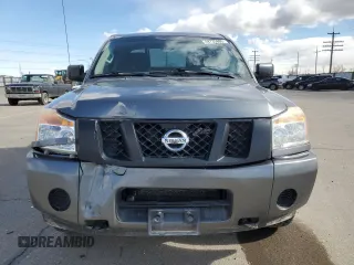 2015 Nissan Titan S with VIN 1N6AA0EJ3FN510726, listed as a Copart auction lot 49735805 with 111,032 mi miles and Salvage title. Bid and sale history available at DreamBid. Image 5.
