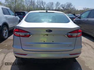 2019 Ford Fusion SE with VIN 3FA6P0HDXKR275252, listed as a IAAI auction lot 41918738 with 70,729 mi miles and . Bid and sale history available at DreamBid. Image 16.