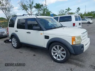 2006 Land Rover LR3 SE with VIN SALAD25416A369381, listed as a IAAI auction lot 41807834 with 229,910 mi miles. Bid and sale history available at carsss.com. Image 1.