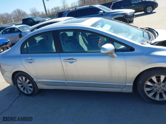 2010 Honda Civic Sdn EX with VIN 19XFA1F84AE026748, listed as a IAAI auction lot 41757095 with 189,325 mi miles. Bid and sale history available at carsss.com. Image 14.