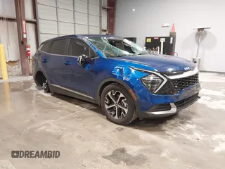 2024 Kia Sportage EX with VIN 5XYK33DF6RG206169, listed as a IAAI auction lot 41623327 with 26,387 mi miles and . Bid and sale history available at carsss.com. Image 1.