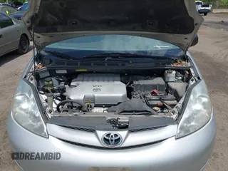 2008 Toyota Sienna CE with VIN 5TDZK23CX8S109397, listed as a IAAI auction lot 42158342 with 297,270 mi miles and . Bid and sale history available at carsss.com. Image 10.