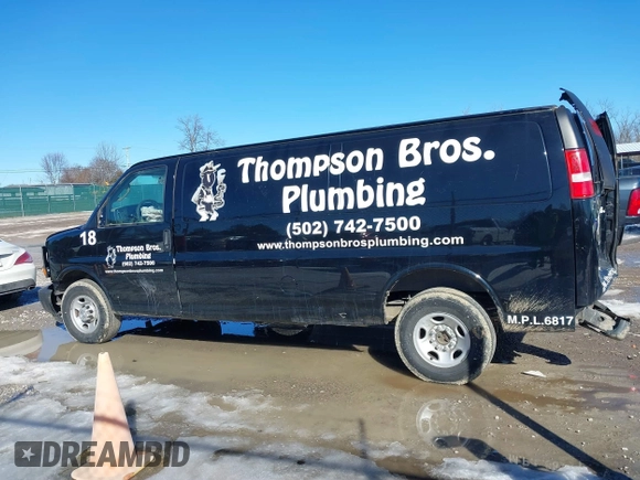 2017 Chevrolet Express Cargo Van with VIN 1GCWGBFF9H1112640, listed as a IAAI auction lot 41401549 with 157,773 mi miles. Bid and sale history available at carsss.com. Image 14.