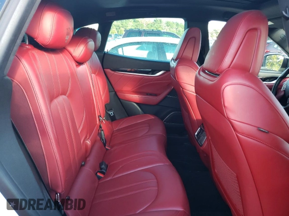 2019 Maserati Levante GranSport with VIN ZN661XUS9KX328117, listed as a Copart auction lot 73722224 with 0 mi miles and Salvage Title. Bid and sale history available at carsss.com. Image 11.