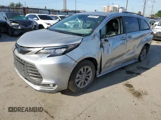 2024 Toyota Sienna XLE with VIN 5TDYRKEC3RS193861, listed as a Copart auction lot 50243375 with 18,630 mi miles and Salvage Title. Bid and sale history available at carsss.com. Image 1.