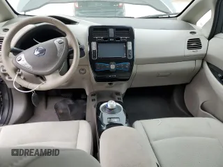 2015 Nissan LEAF SV with VIN 1N4AZ0CPXFC330728, listed as a Copart auction lot 42146623 with 85,961 mi miles. Bid and sale history available at carsss.com. Image 8.