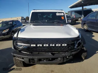 2024 Ford Bronco Wildtrak with VIN 1FMEE2BP5RLA89892, listed as a Copart auction lot 87688255 with 4,479 mi miles and Salvage Title. Bid and sale history available at carsss.com. Image 5.