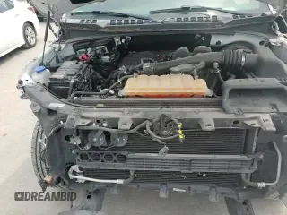 2018 Ford F-150 XL с VIN 1FTMF1CB8JKE70396, выставлен на аукционе Copart как лот 68271435 с пробегом 47 725 миль миль и Списание • Salvage title. История ставок и продаж доступна на DreamBid. Изображение 13.