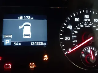 2019 Kia Sorento L with VIN 5XYPG4A34KG548624, listed as a IAAI auction lot 42020831 with 124,226 mi miles. Bid and sale history available at carsss.com. Image 15.